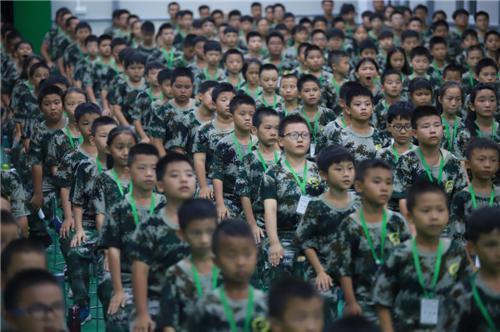 深圳亮剑研学旅行营