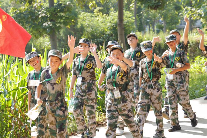 培养青少年的权利意识更重要